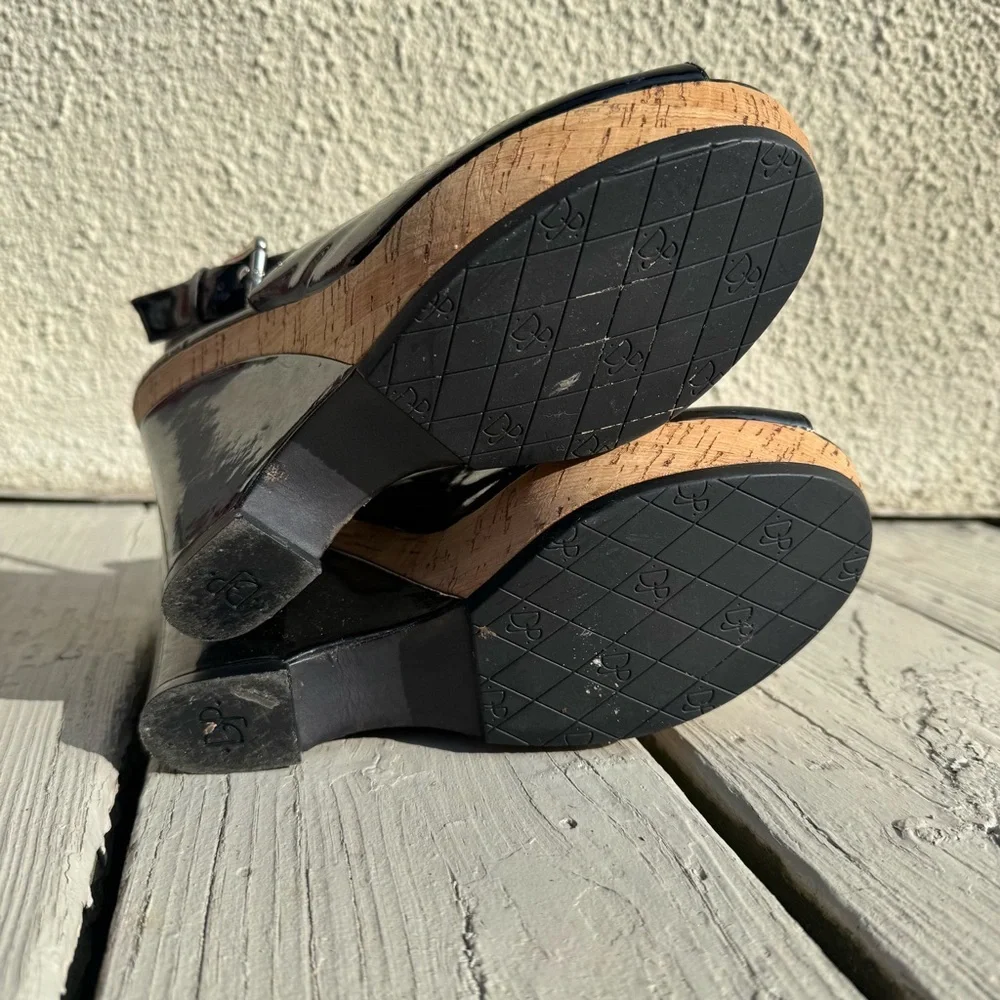 Donald pliner // debb black patent leather cork peel toe high heels size 9
